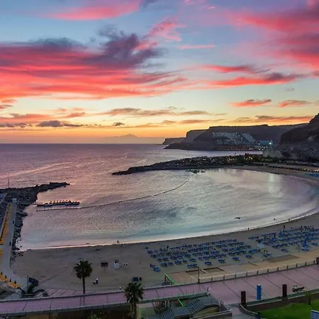 & Ocean Views * Amadores